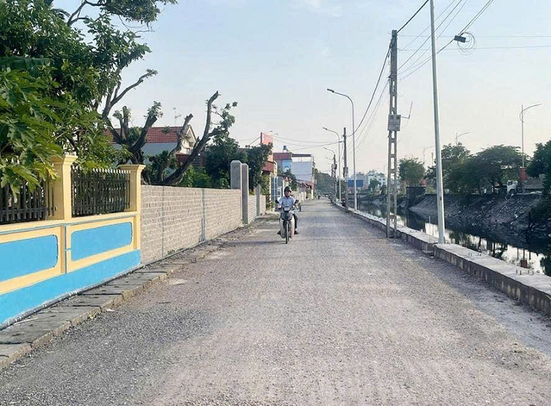 Phong trào hiến đất làm đường trong xây dựng NTM 