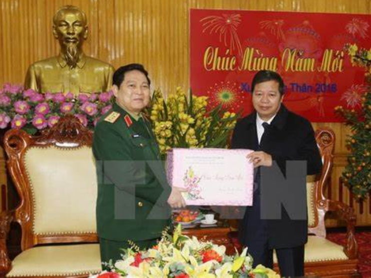 Thượng tướng Ngô Xuân Lịch thăm và chúc tết tại Hưng Yên